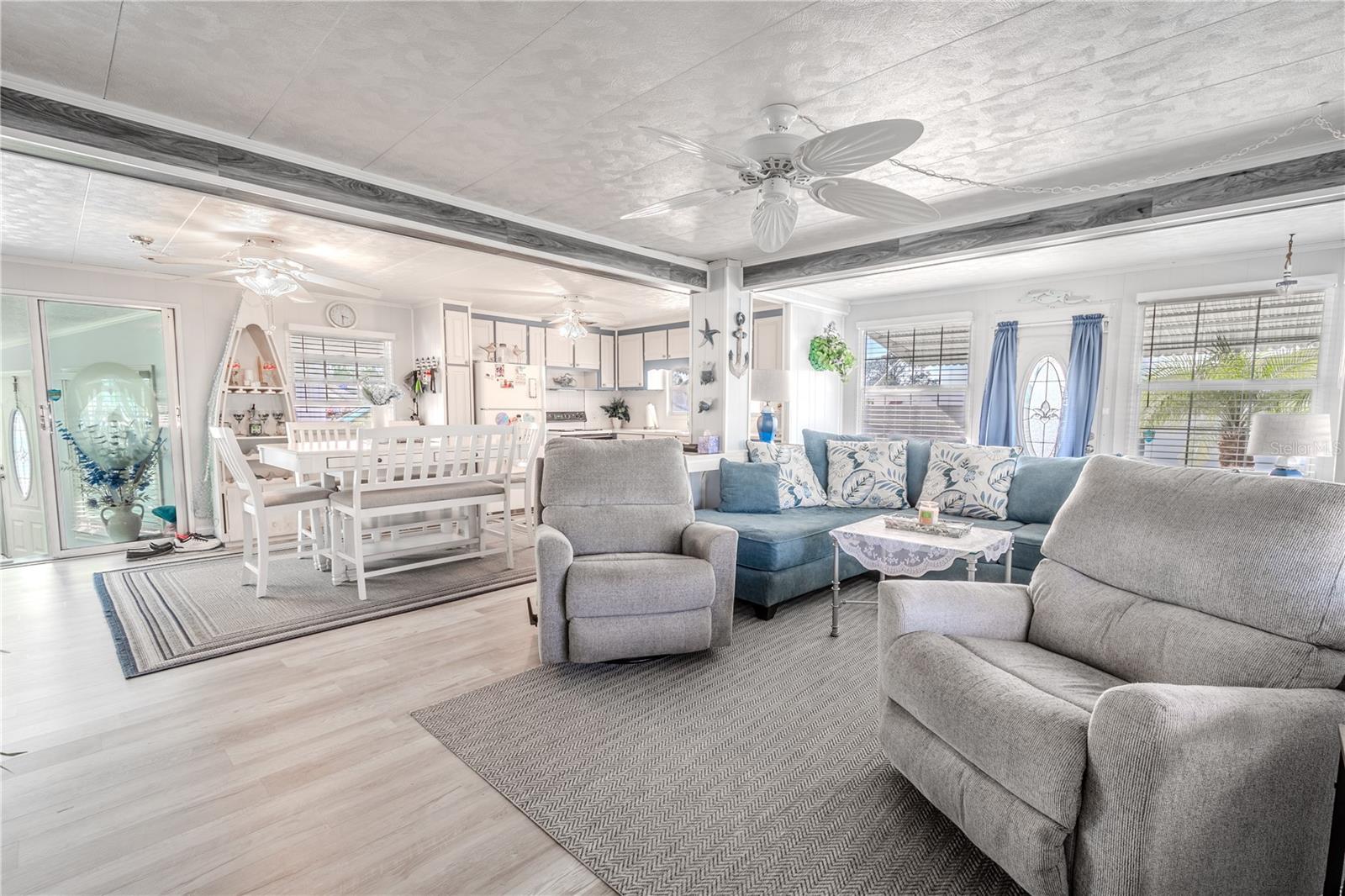 HOLIDAY SHORES MOBILE PARK UNREC - Residential