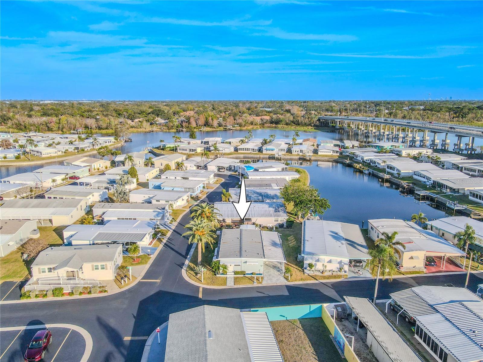 HOLIDAY SHORES MOBILE PARK UNREC - Residential