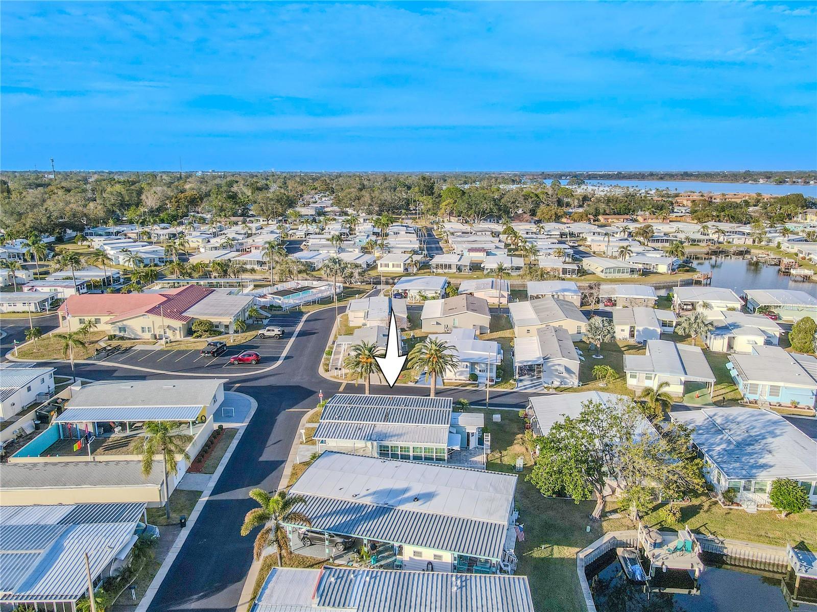 HOLIDAY SHORES MOBILE PARK UNREC - Residential