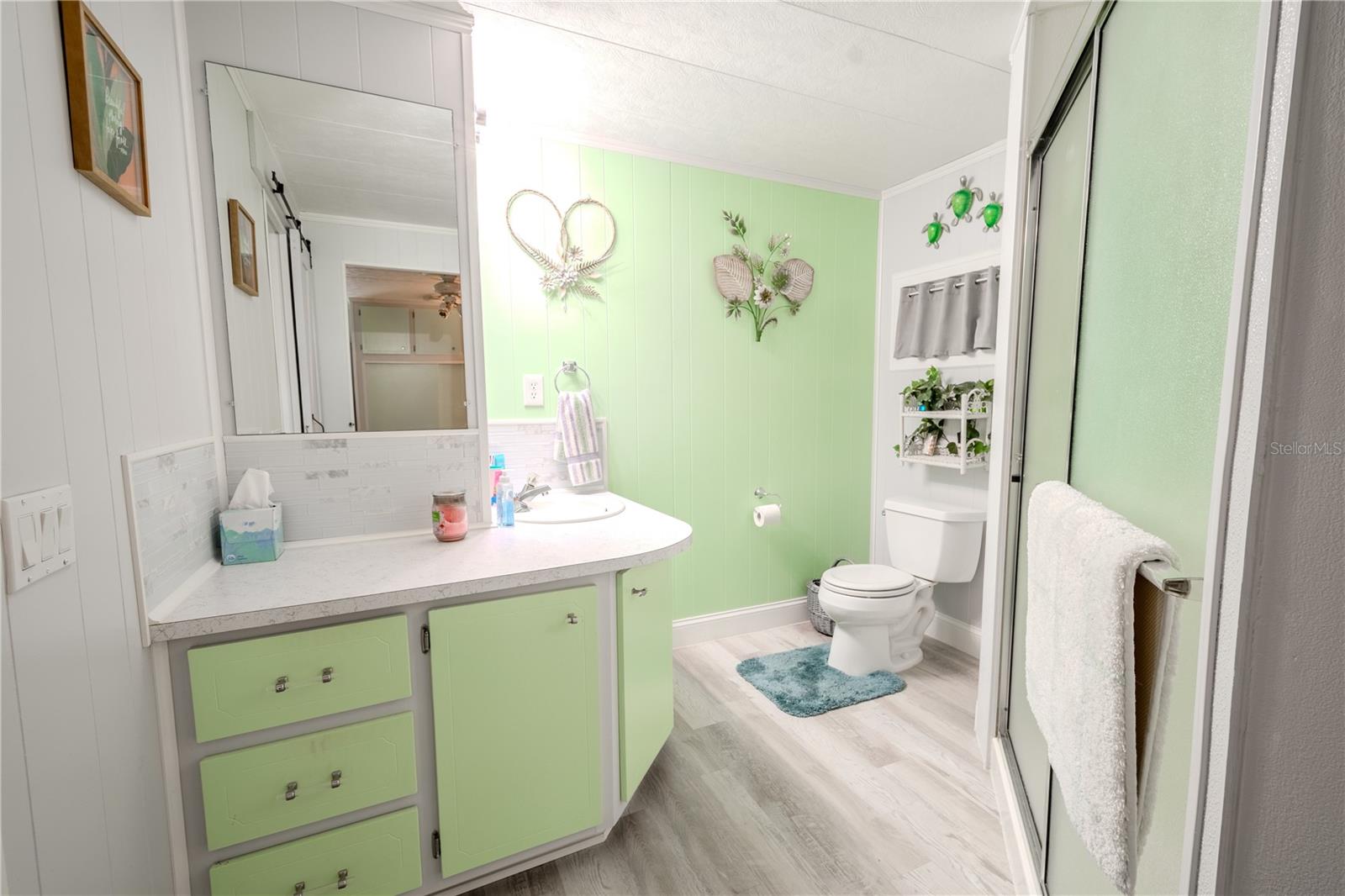 HOLIDAY SHORES MOBILE PARK UNREC - Residential