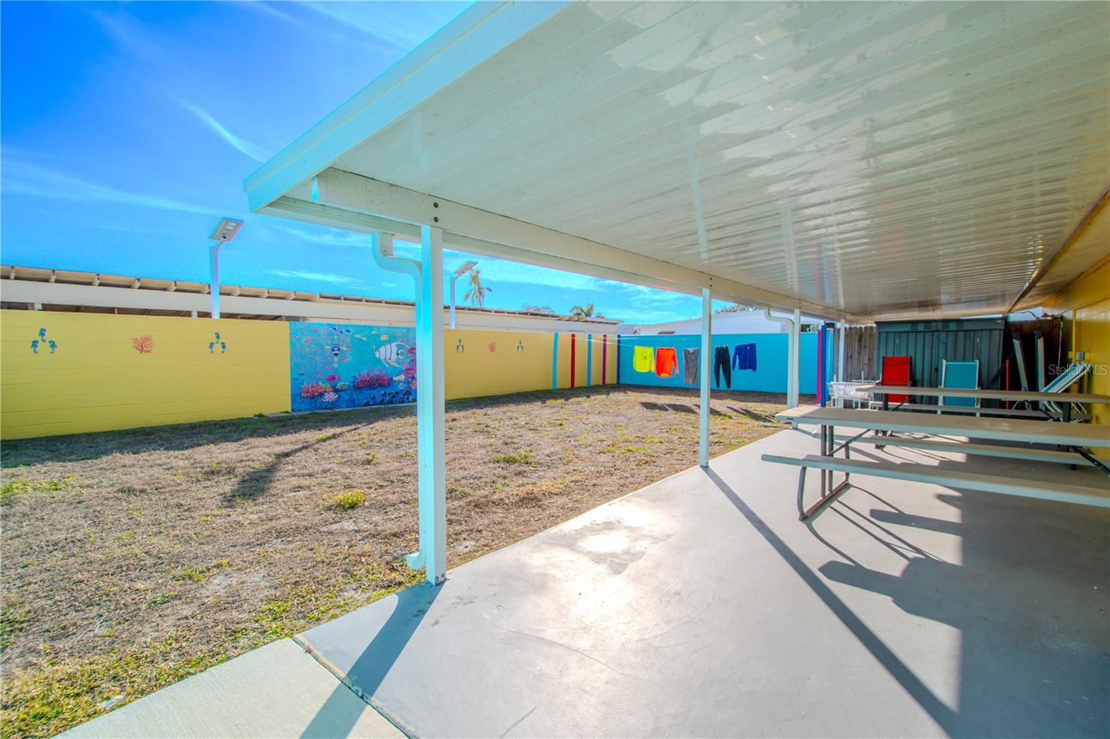 HOLIDAY SHORES MOBILE PARK UNREC - Residential