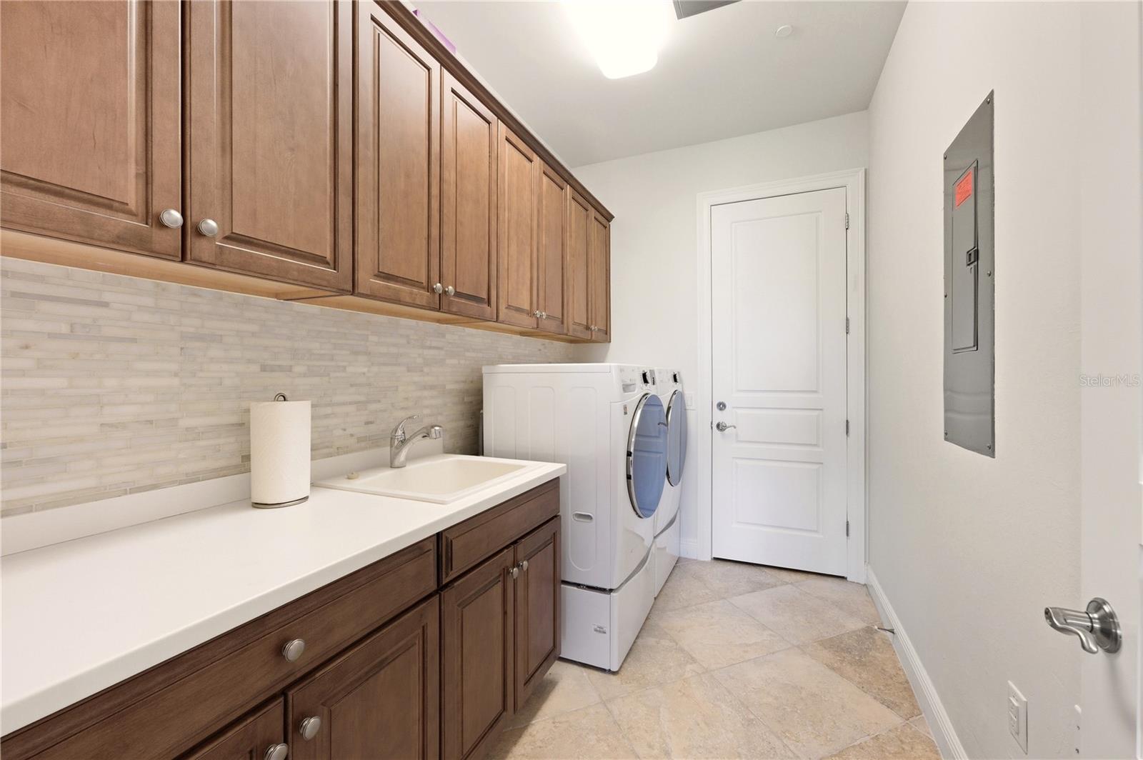 MARQUESA ROYALE AT TIBURON - Residential