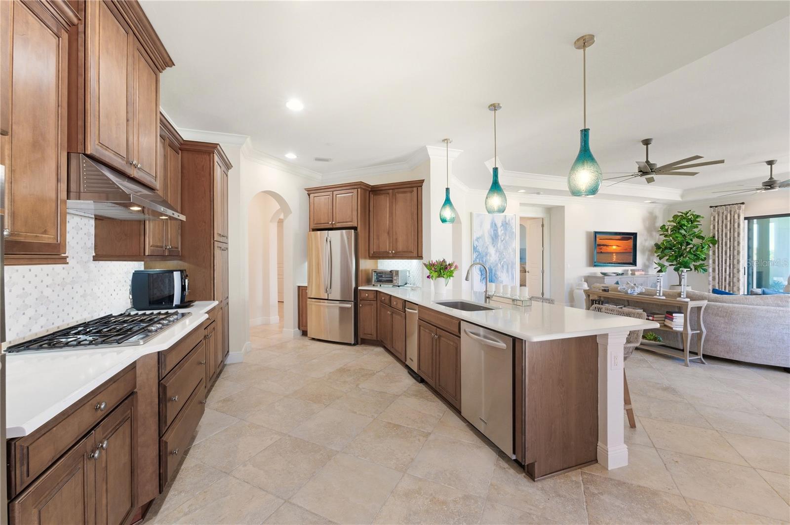 MARQUESA ROYALE AT TIBURON - Residential