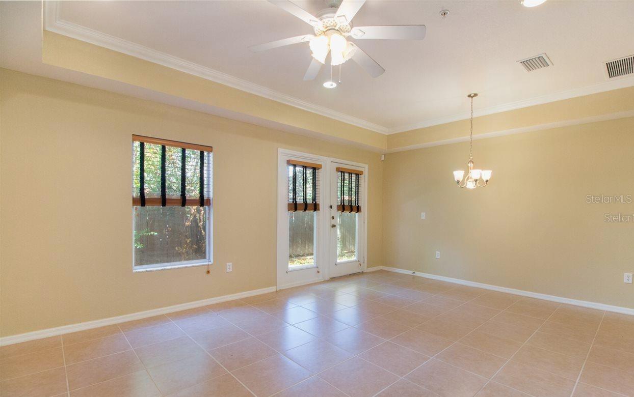 522 NW 39TH ROAD 702