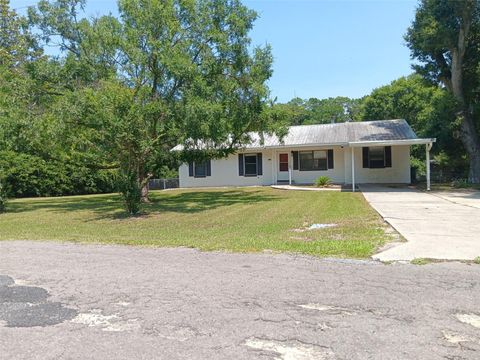 Photo of 2531 NE 167th Avenue, Williston, FL 32696 (MLS # OM700368)