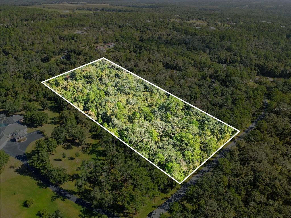 Photo of Skyview Circle, Brooksville, FL 34602 (MLS # TB8440500)