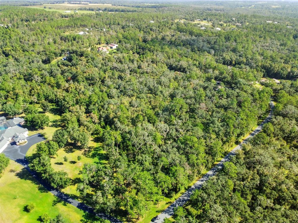 Photo of Skyview Circle, Brooksville, FL 34602 (MLS # TB8440500)