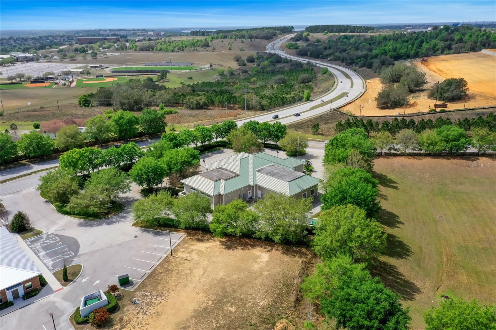 CLERMONT HANCOCK TOWNE CENTRE - Commercial Sale