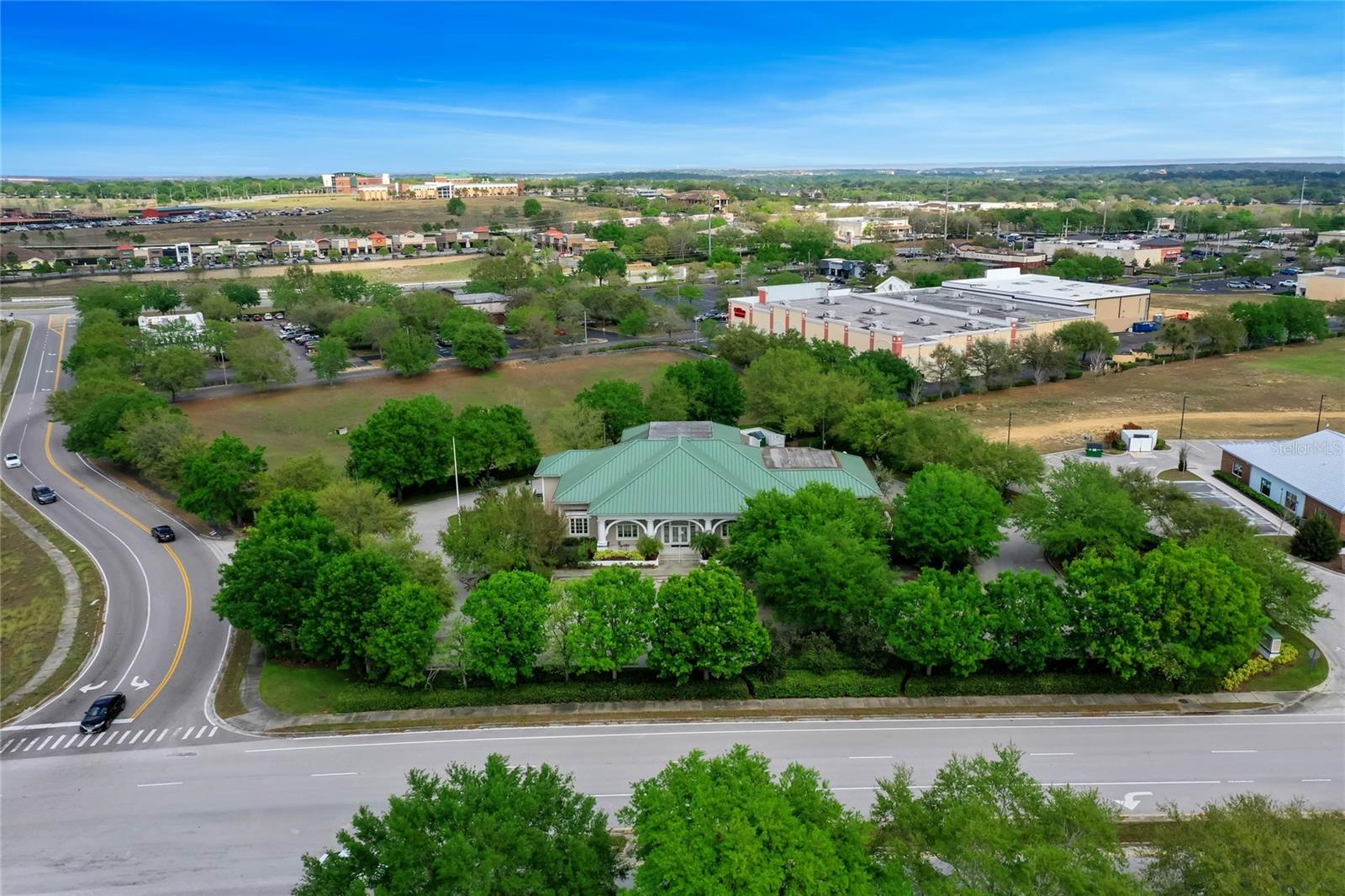 CLERMONT HANCOCK TOWNE CENTRE - Commercial Sale