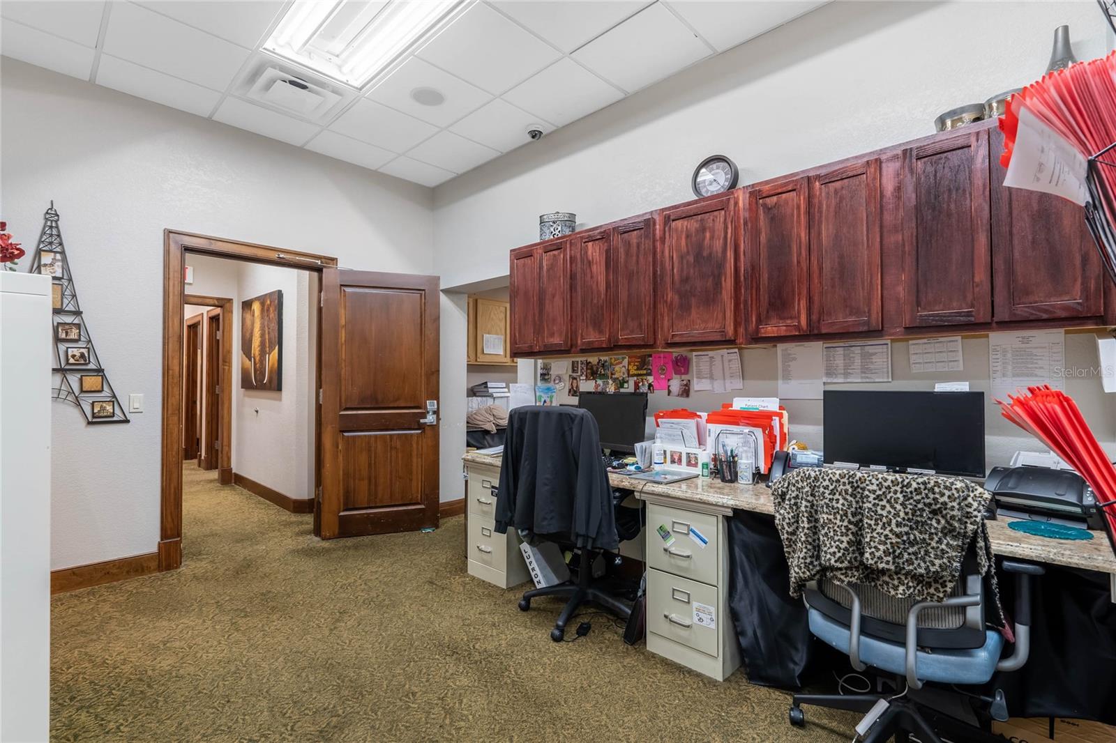 CLERMONT HANCOCK TOWNE CENTRE - Commercial Sale