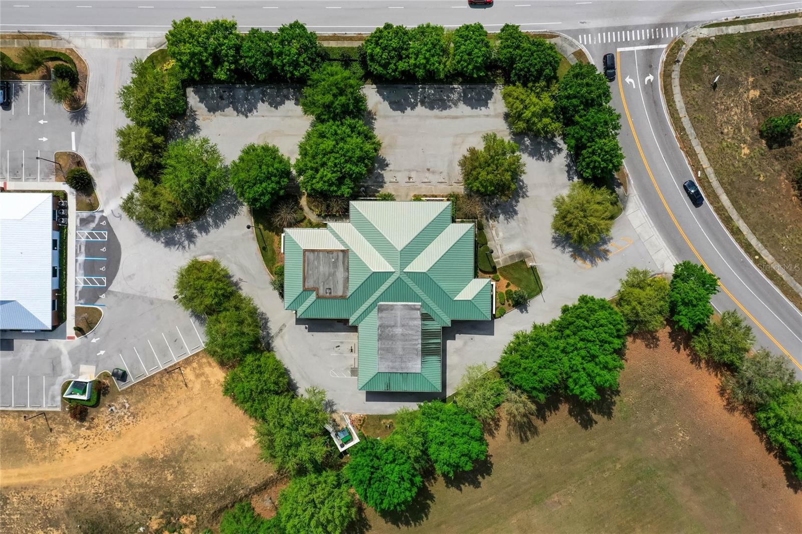 CLERMONT HANCOCK TOWNE CENTRE - Commercial Sale