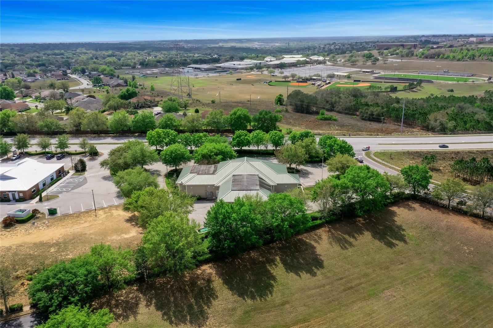 CLERMONT HANCOCK TOWNE CENTRE - Commercial Sale