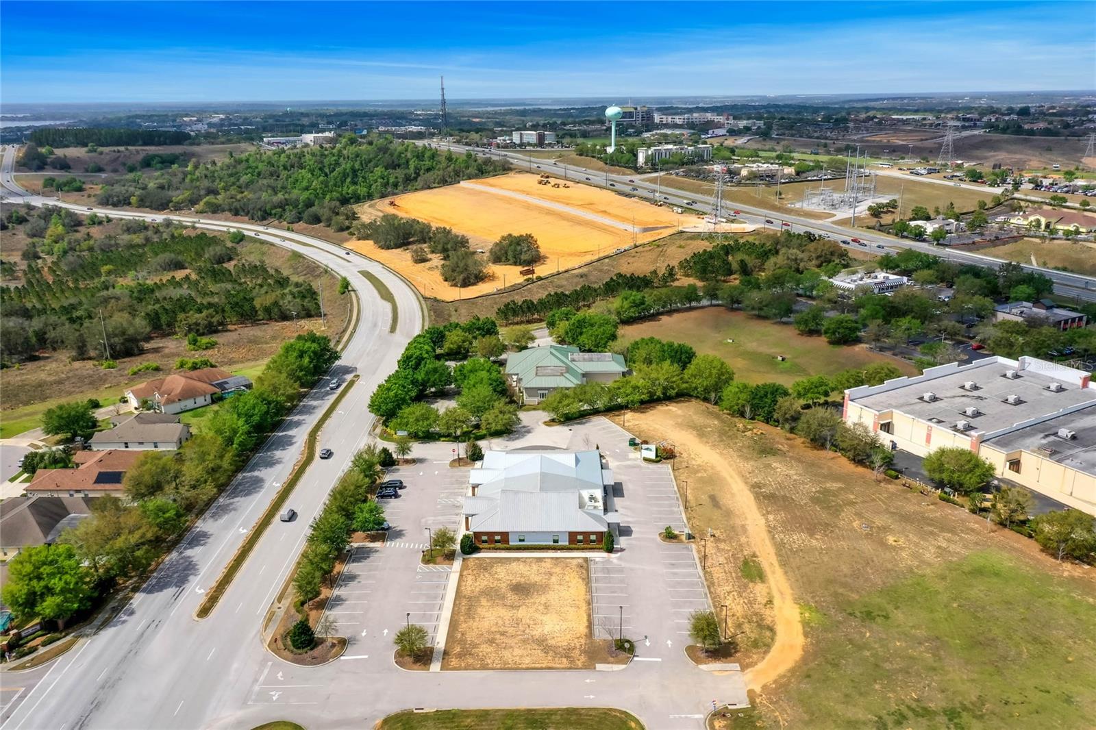 CLERMONT HANCOCK TOWNE CENTRE - Commercial Sale