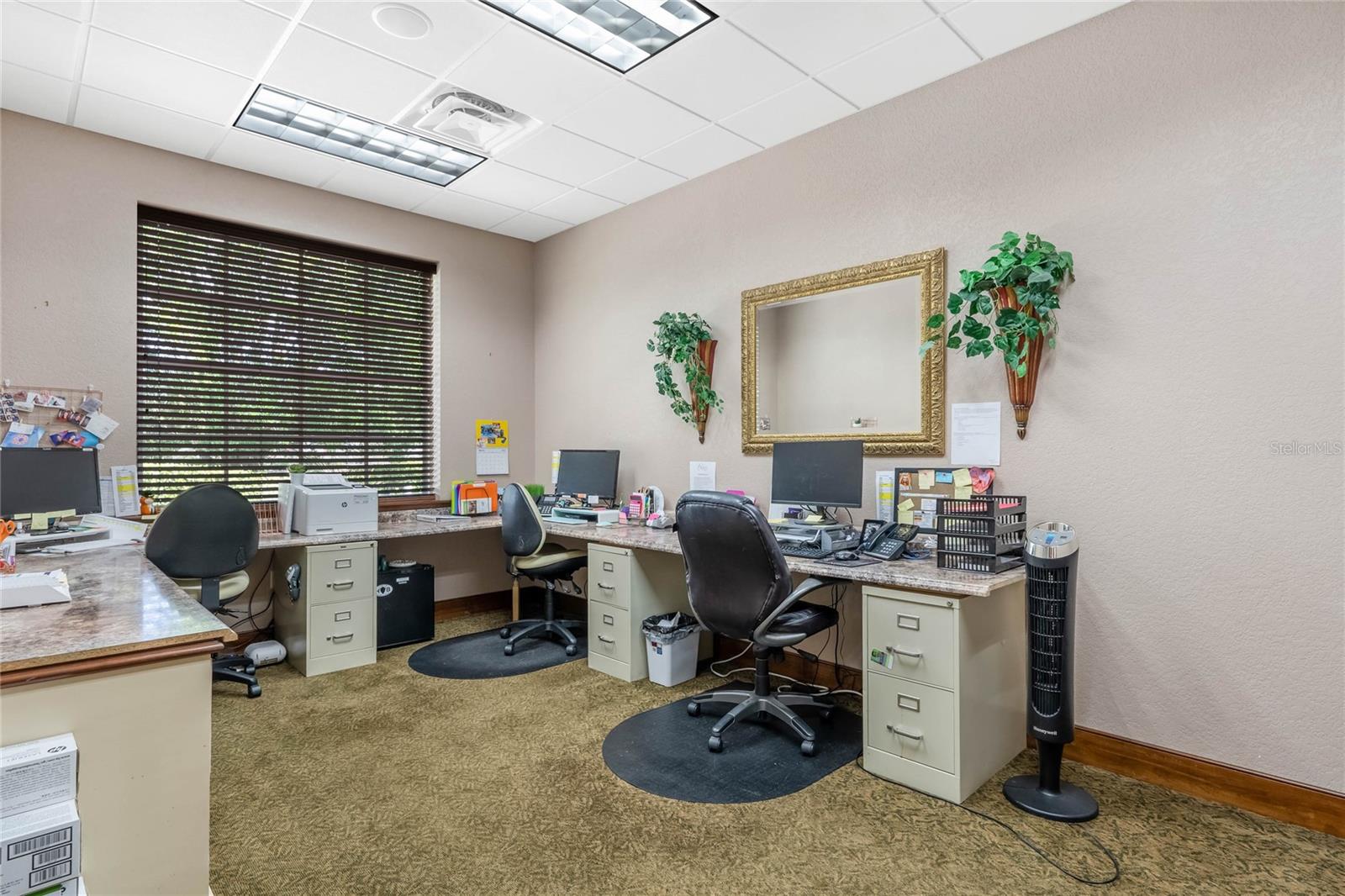 CLERMONT HANCOCK TOWNE CENTRE - Commercial Sale