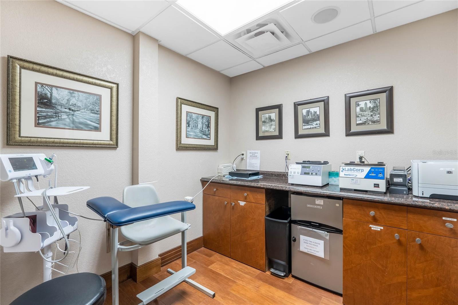 CLERMONT HANCOCK TOWNE CENTRE - Commercial Sale