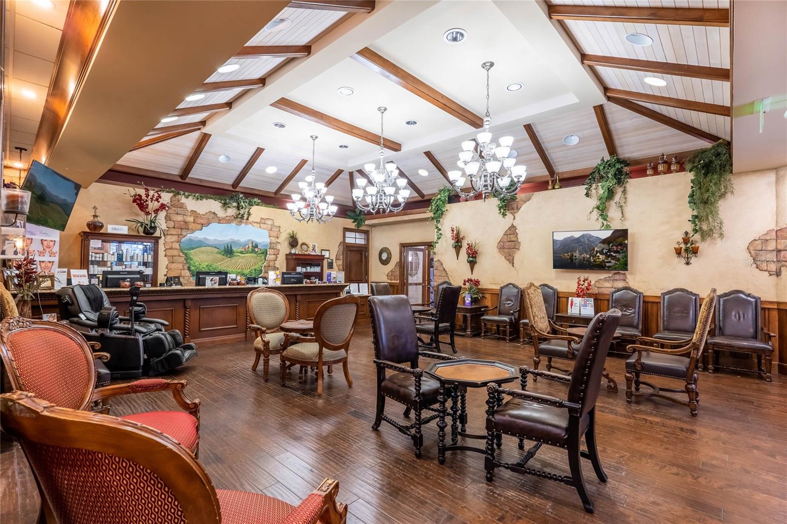 CLERMONT HANCOCK TOWNE CENTRE - Commercial Sale