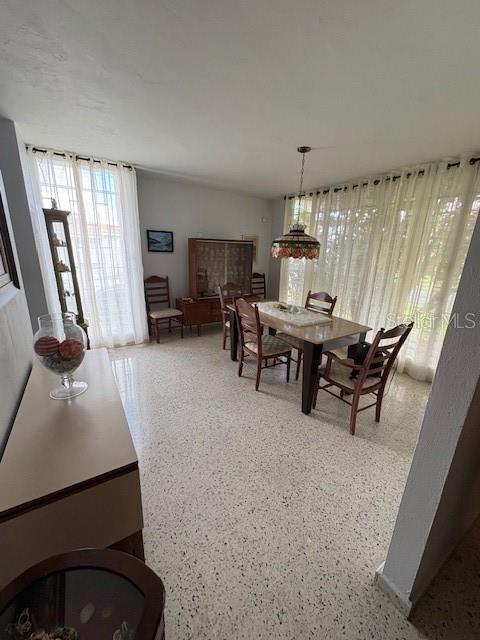 SANTA PAULA - Residential