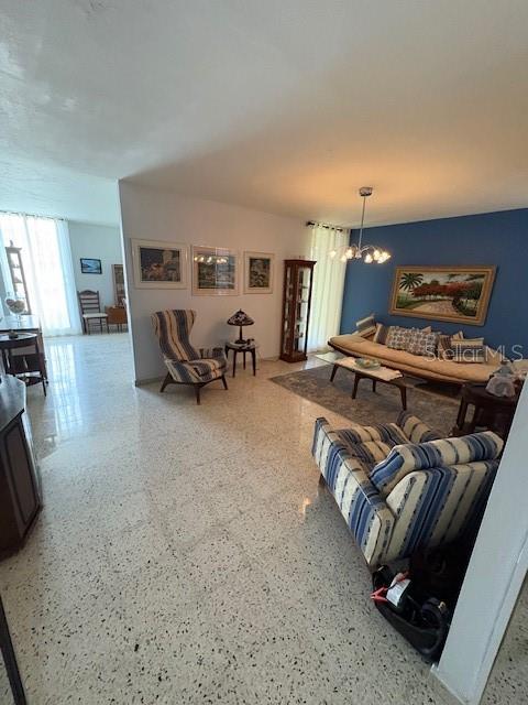 SANTA PAULA - Residential