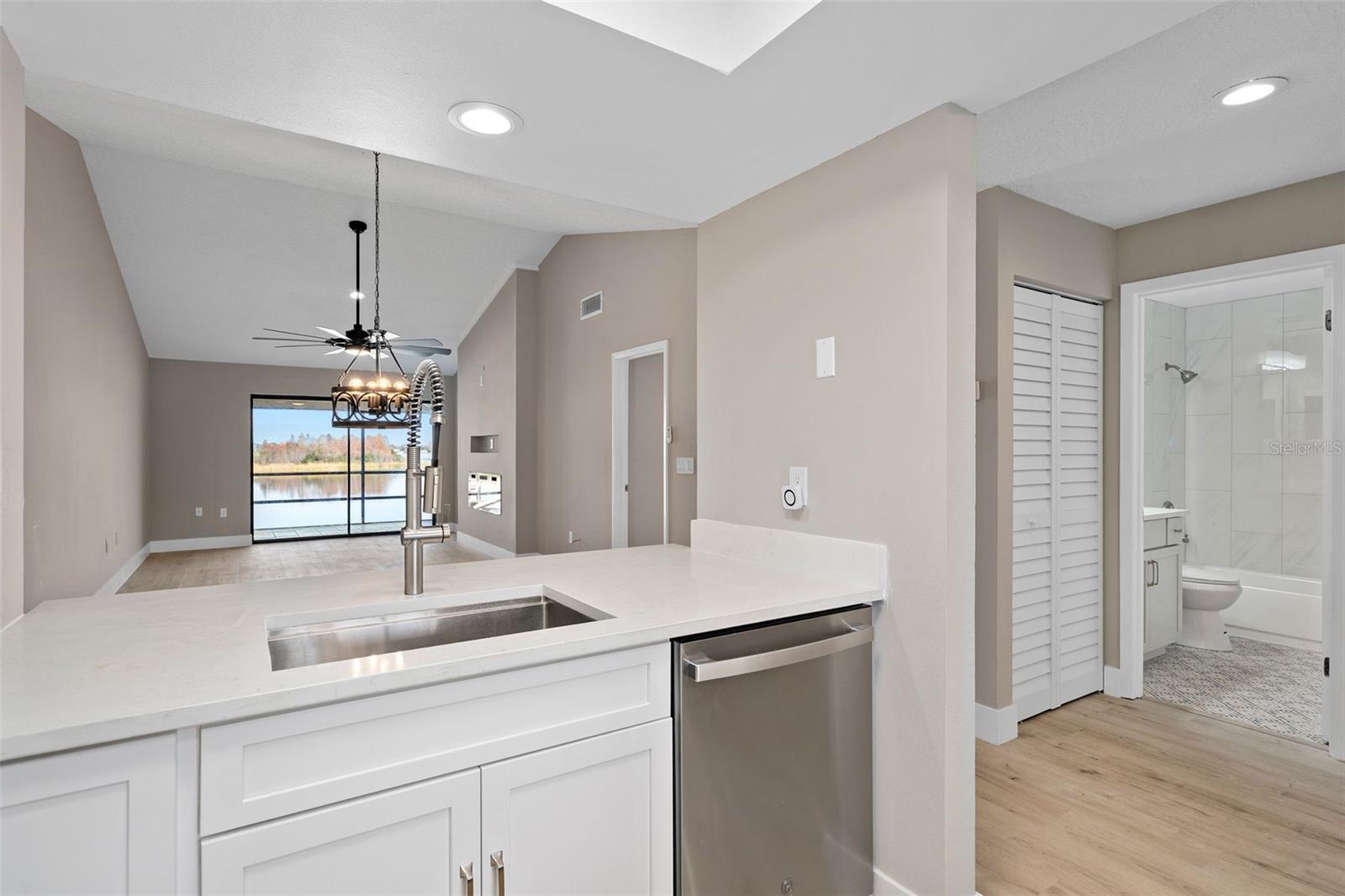 FAIRVIEW VISTA CONDO PH 01 - Residential