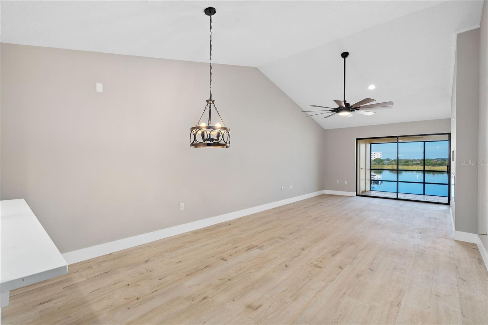 FAIRVIEW VISTA CONDO PH 01 - Residential