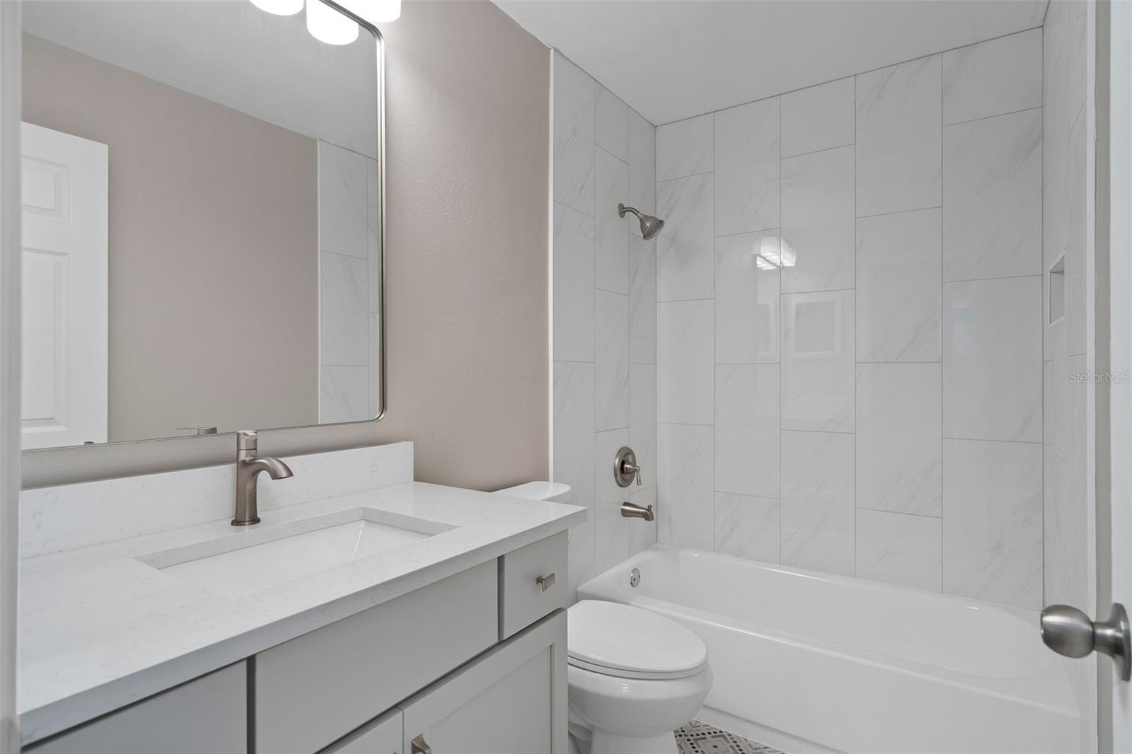 FAIRVIEW VISTA CONDO PH 01 - Residential