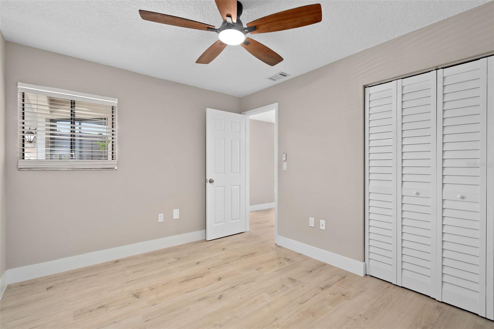 FAIRVIEW VISTA CONDO PH 01 - Residential