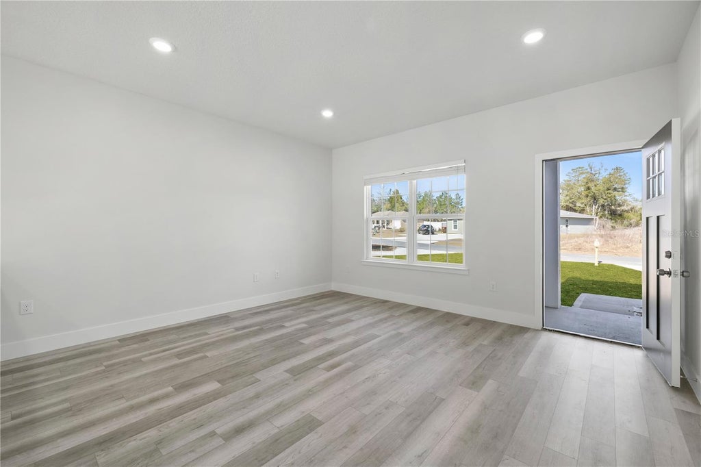 Photo of 6529 SW 140th Place Road, Ocala, FL 34473 (MLS # O6451190)