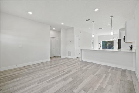 Tiny photo for 6529 SW 140th Place Road, Ocala, FL 34473 (MLS # O6451190)