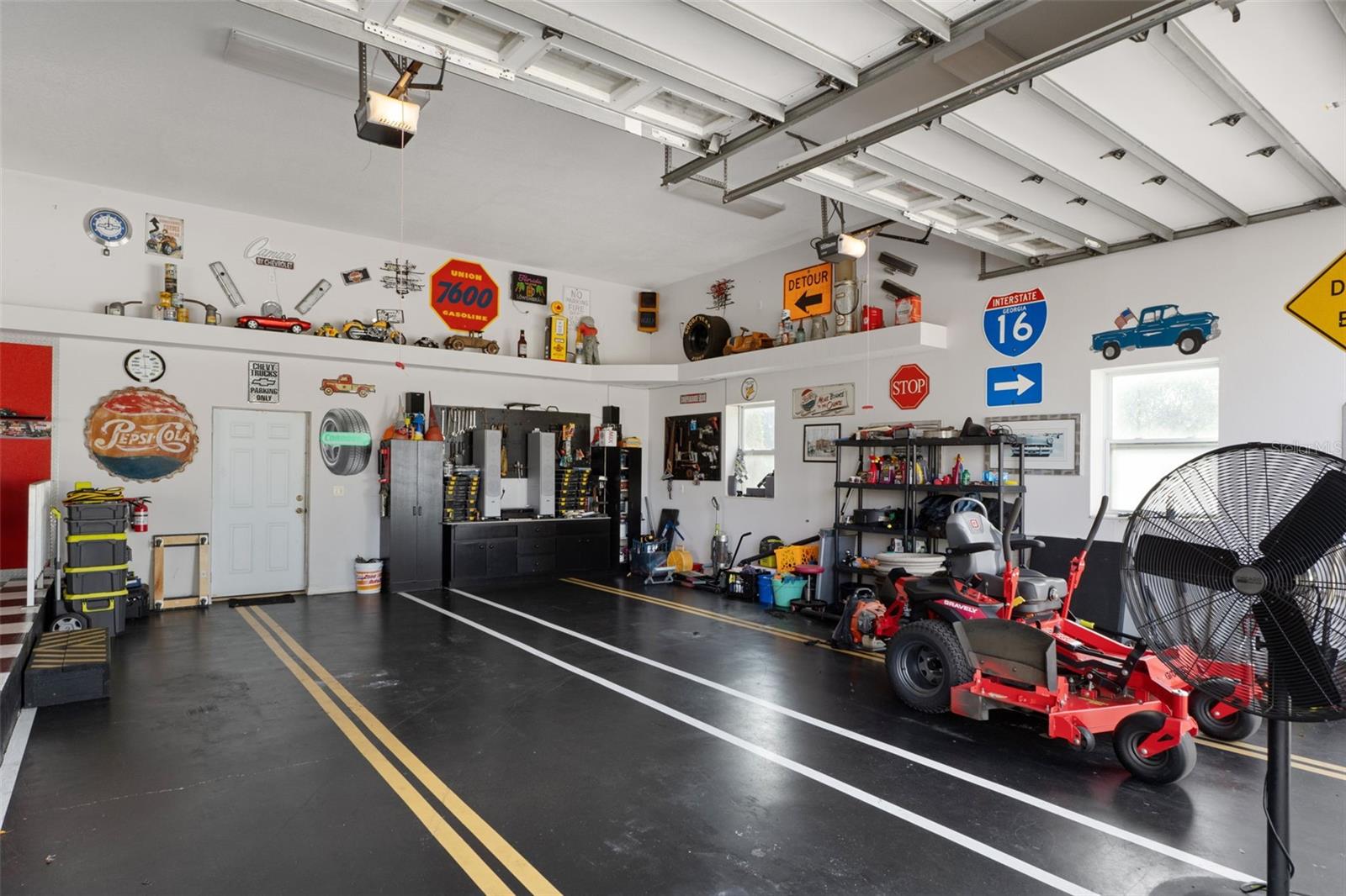 SHAMROCK ACRES PH 03 UNREC - Residential