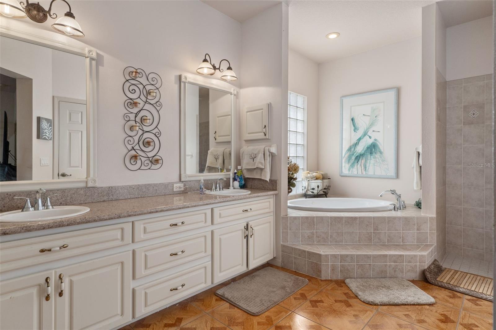 SHAMROCK ACRES PH 03 UNREC - Residential