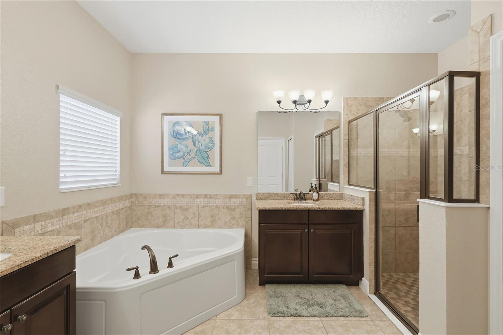 WELLINGTON WOODS - Residential