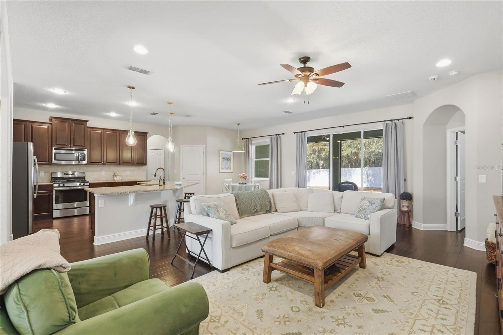 WELLINGTON WOODS - Residential