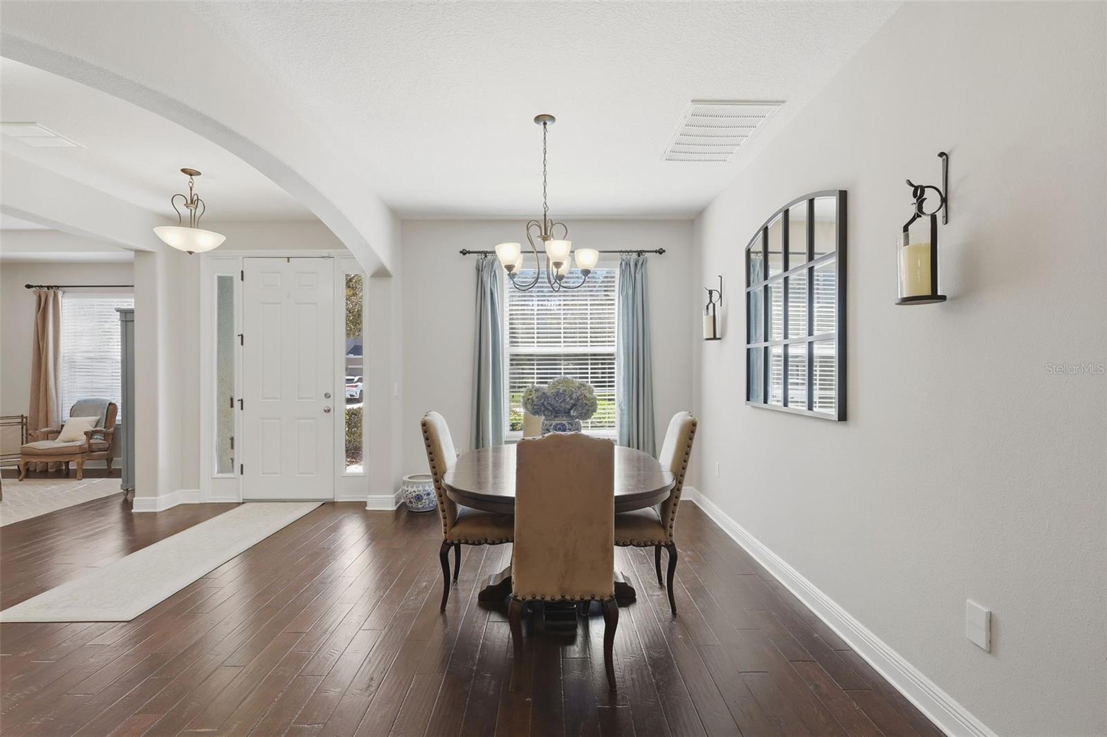 WELLINGTON WOODS - Residential