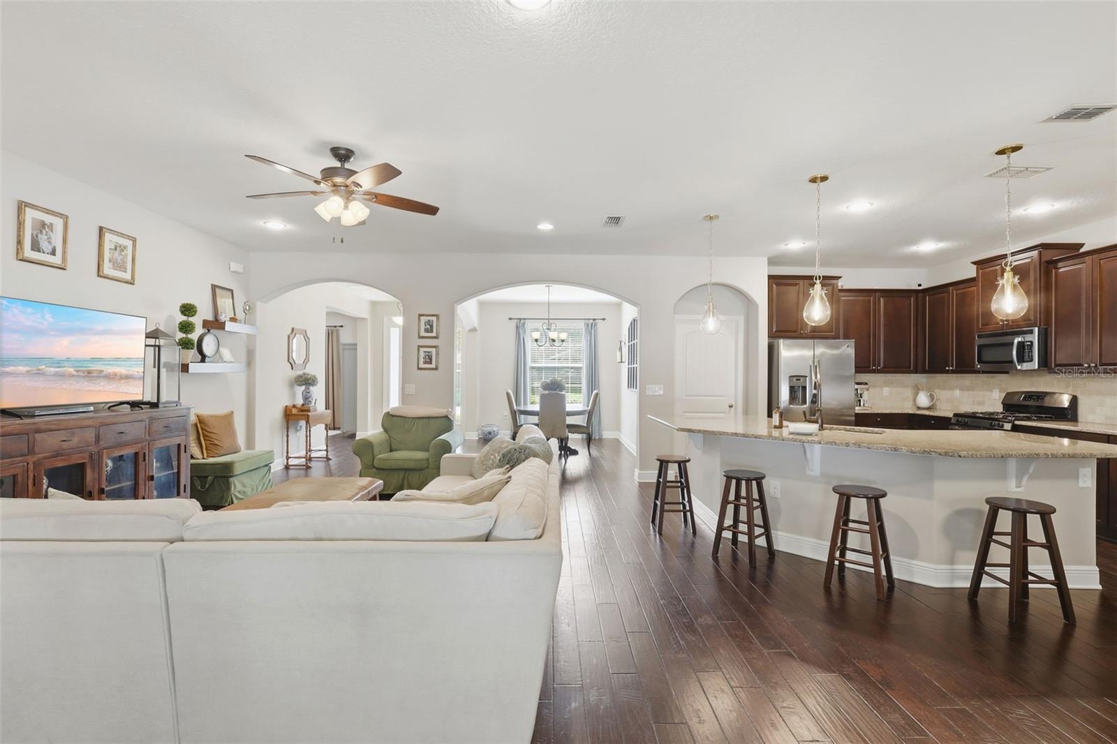 WELLINGTON WOODS - Residential