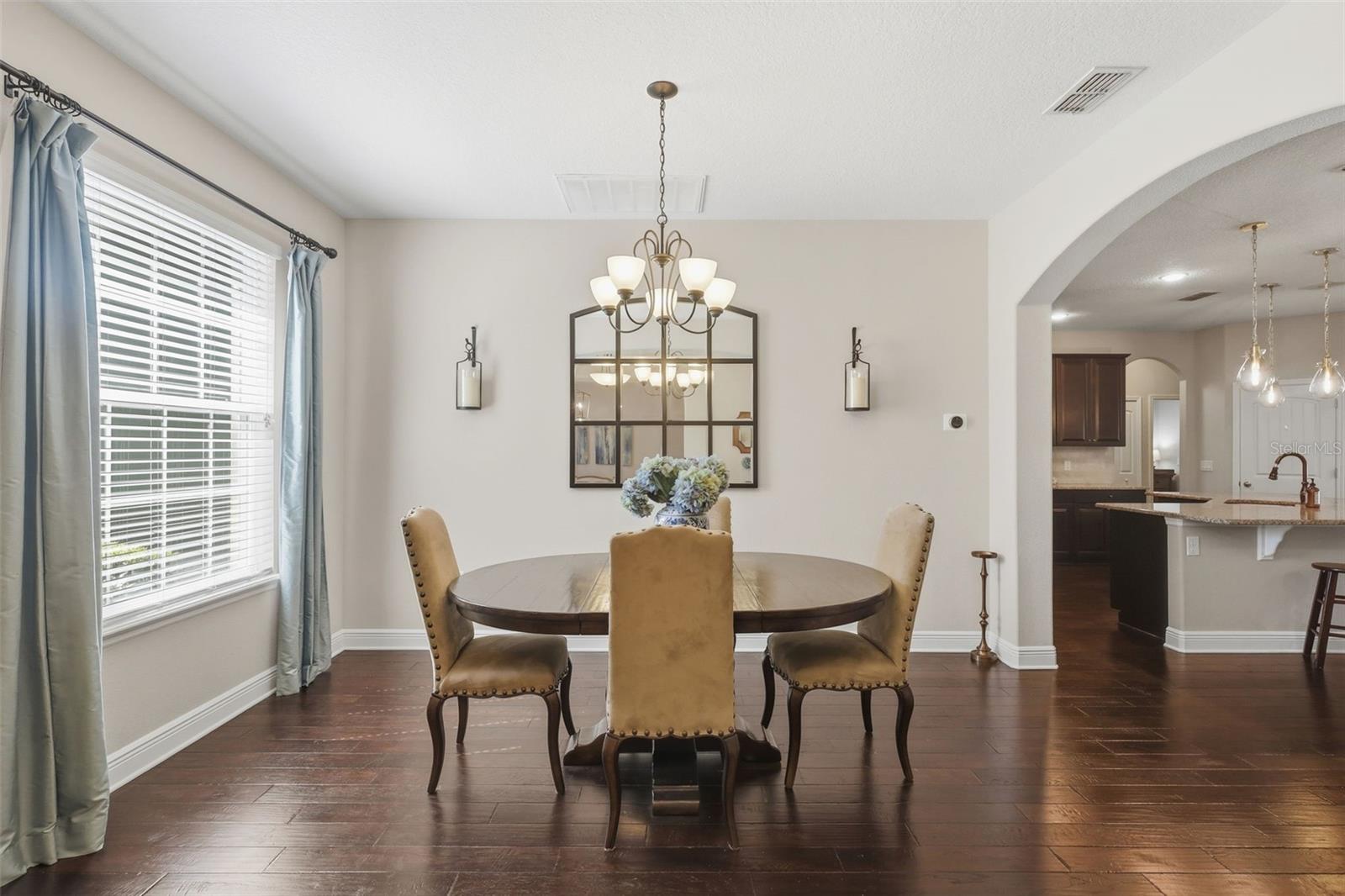 WELLINGTON WOODS - Residential