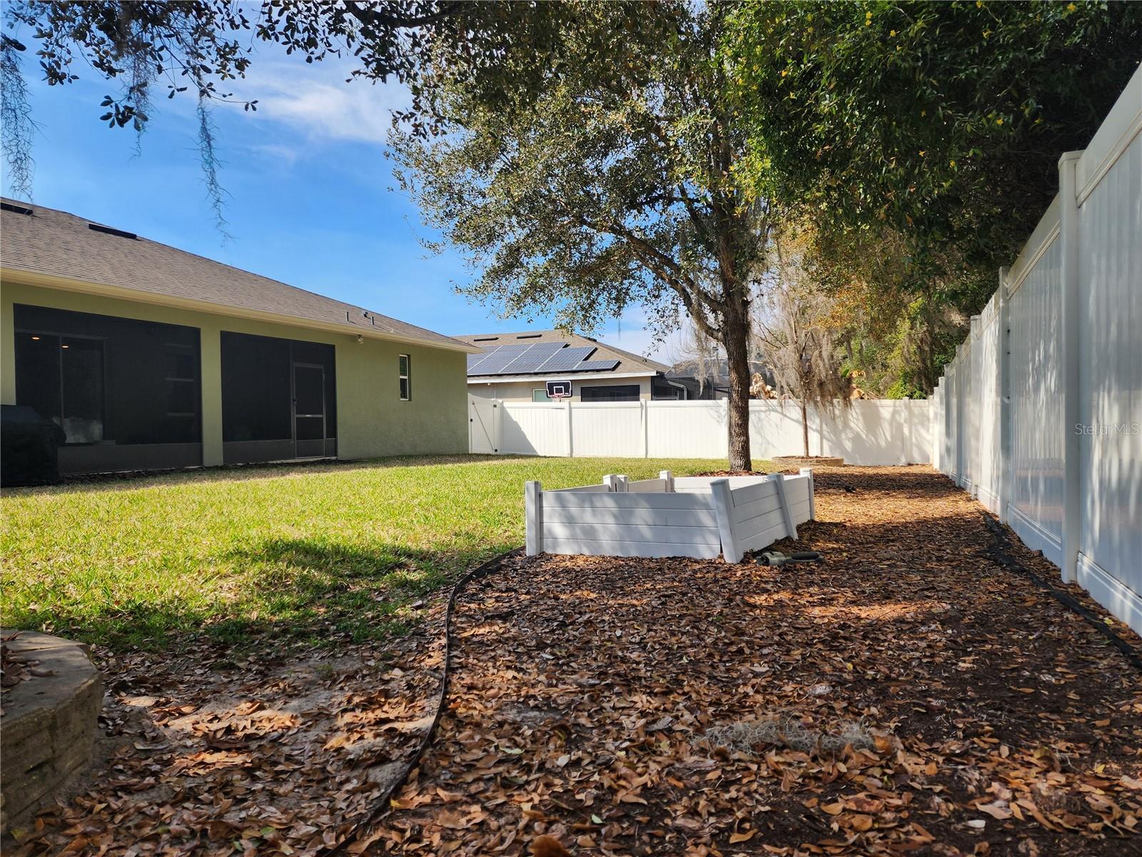 WELLINGTON WOODS - Residential