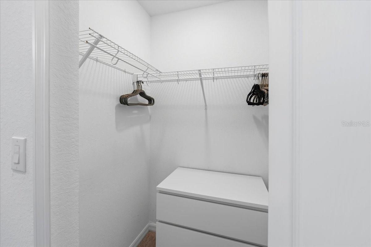 LAKEWOOD NATIONAL - Residential