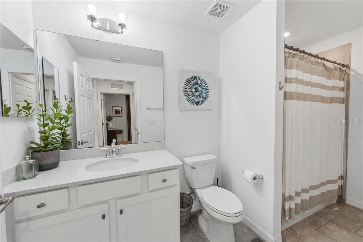 LAKEWOOD NATIONAL - Residential