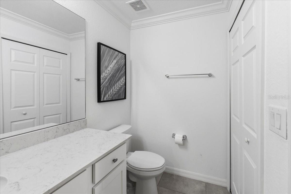 LAKEWOOD NATIONAL - Residential