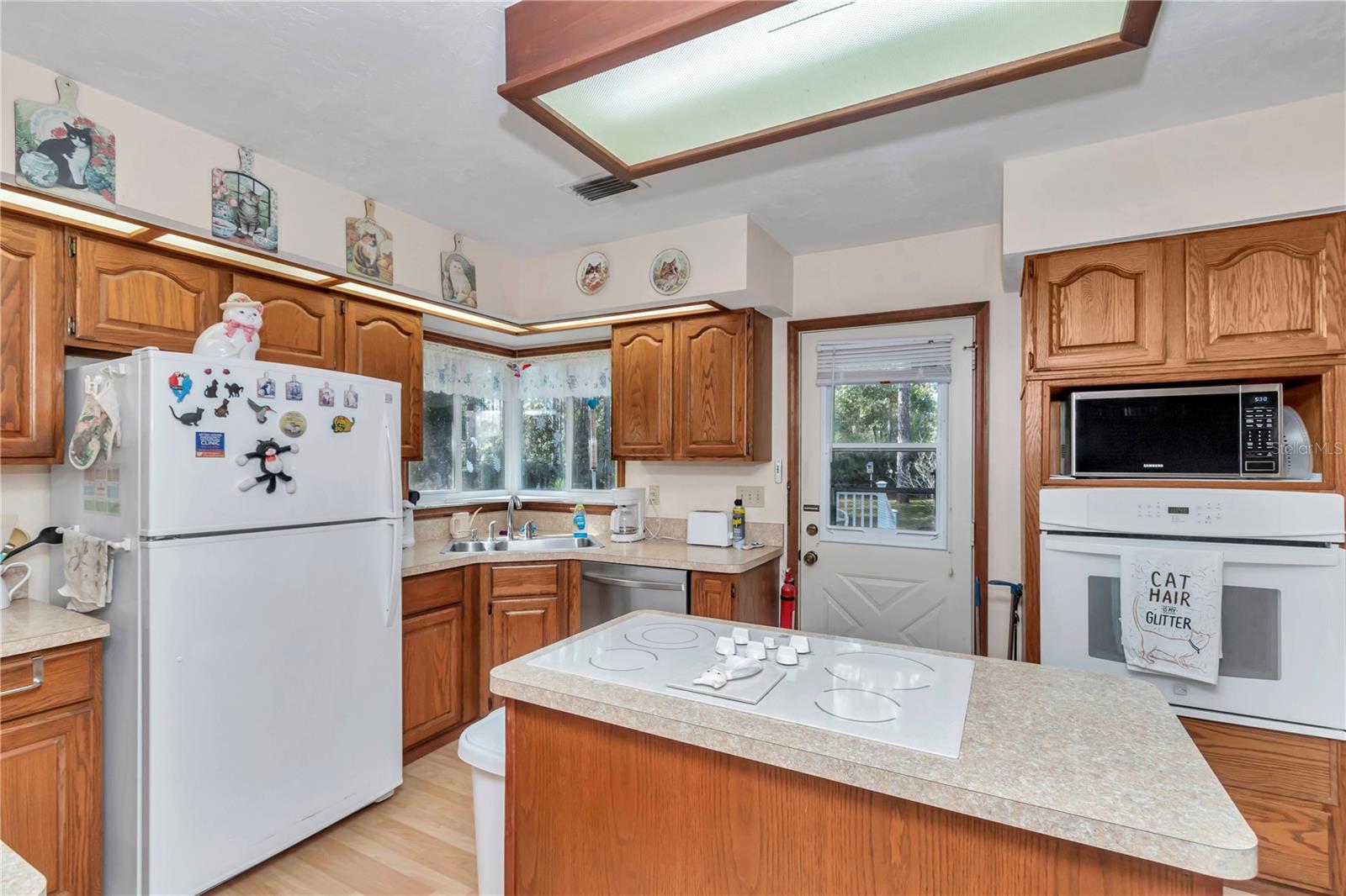 RAINBOW SPRINGS THE FOREST - Residential