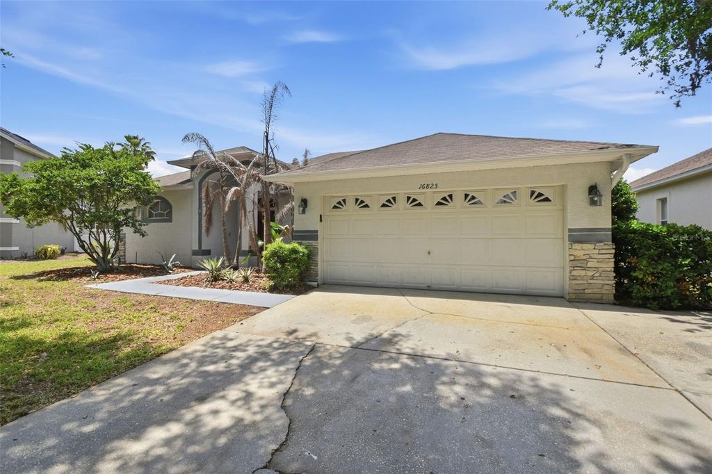 Photo of 16825 Harrierridge Place, Lithia, FL 33547 (MLS # O6399729)