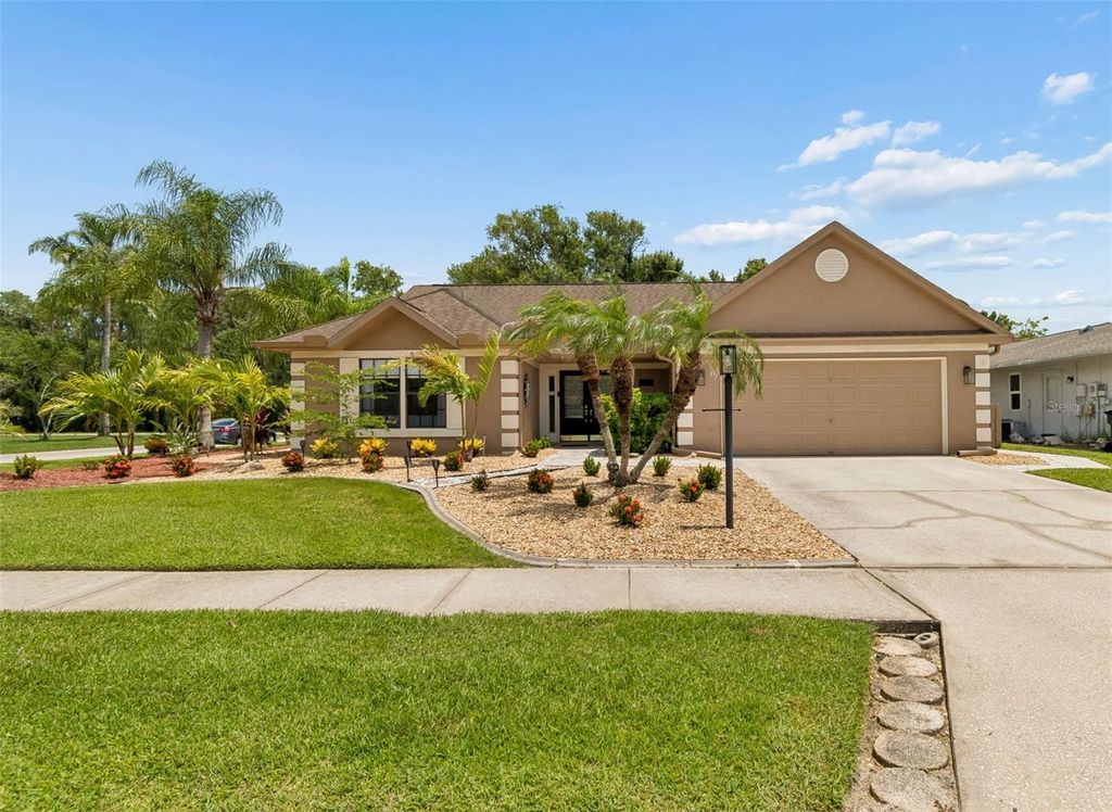 Photo of 650 Sweetbriar Drive, Oldsmar, FL 34677 (MLS # A4697507)