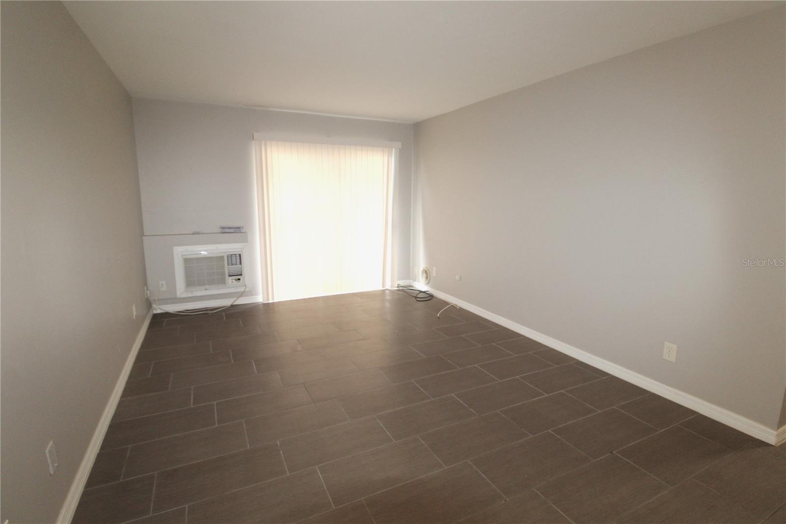 SOUTH GATE - Residential Lease