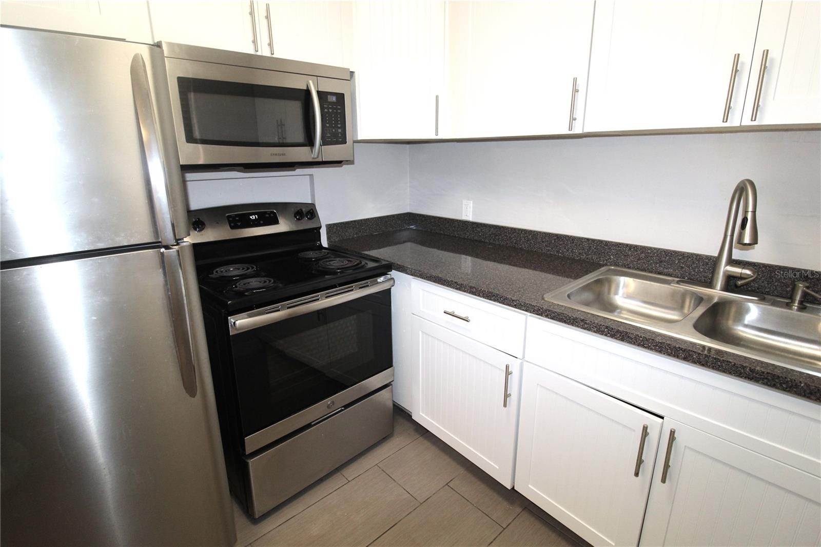 SOUTH GATE - Residential Lease
