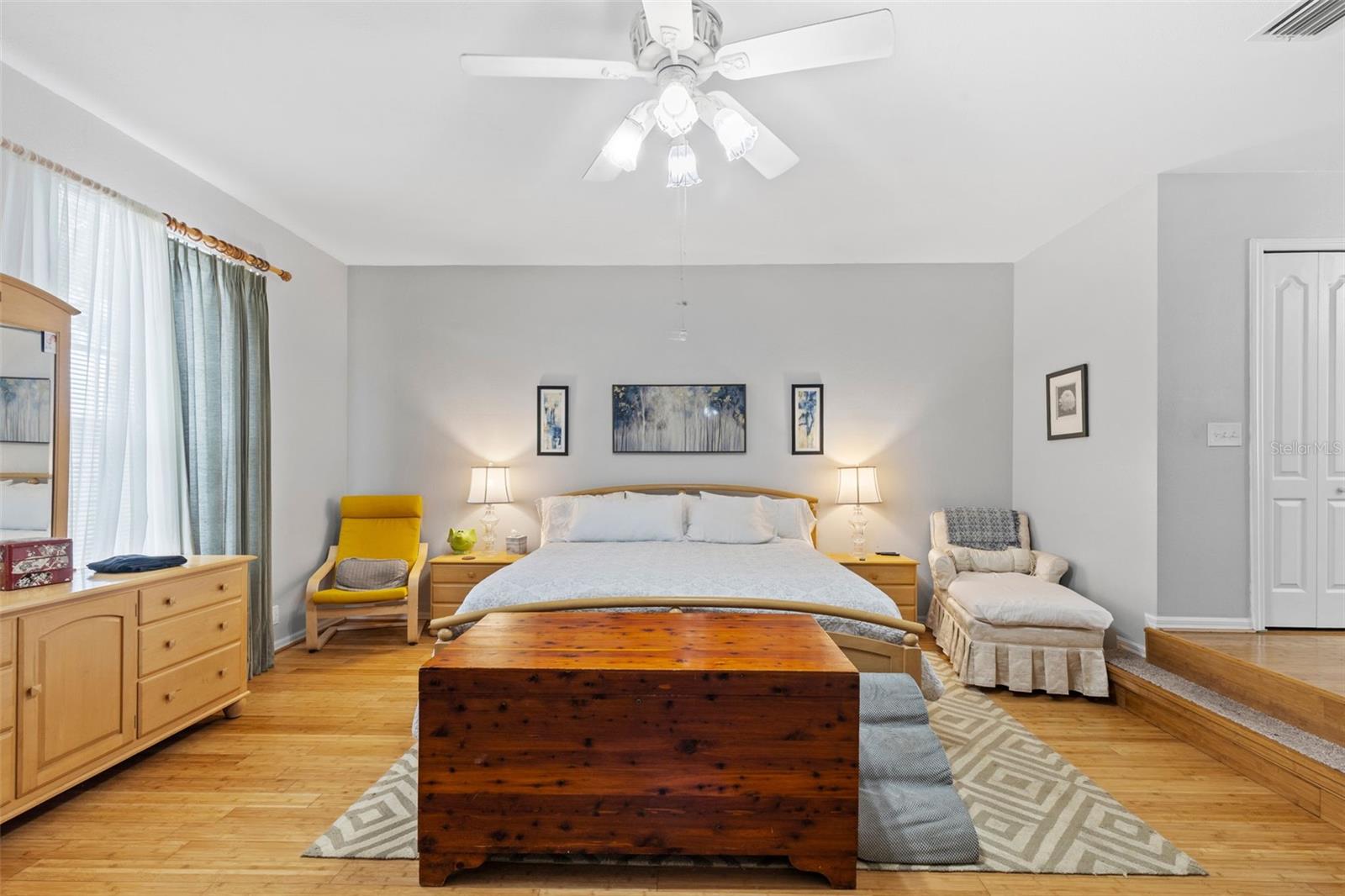 10237 GOLDENBROOK WAY