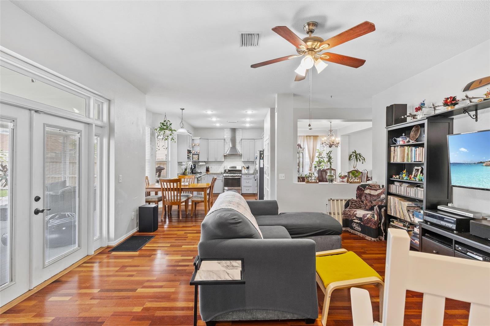 10237 GOLDENBROOK WAY