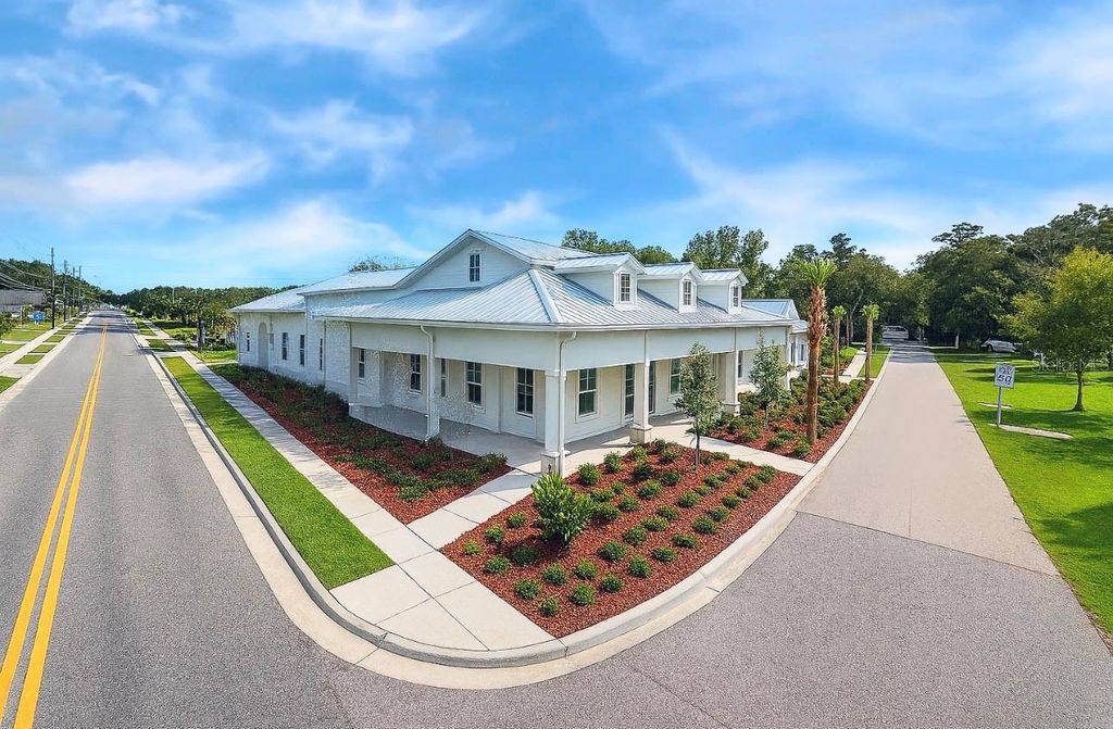 Photo of 981 Vineland Road, Winter Garden, FL 34787 (MLS # O6364366)