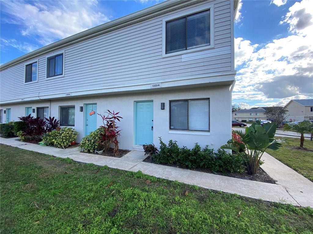 Photo of 12014 Pepperdine Place, Orlando, FL 32826 (MLS # O6388422)