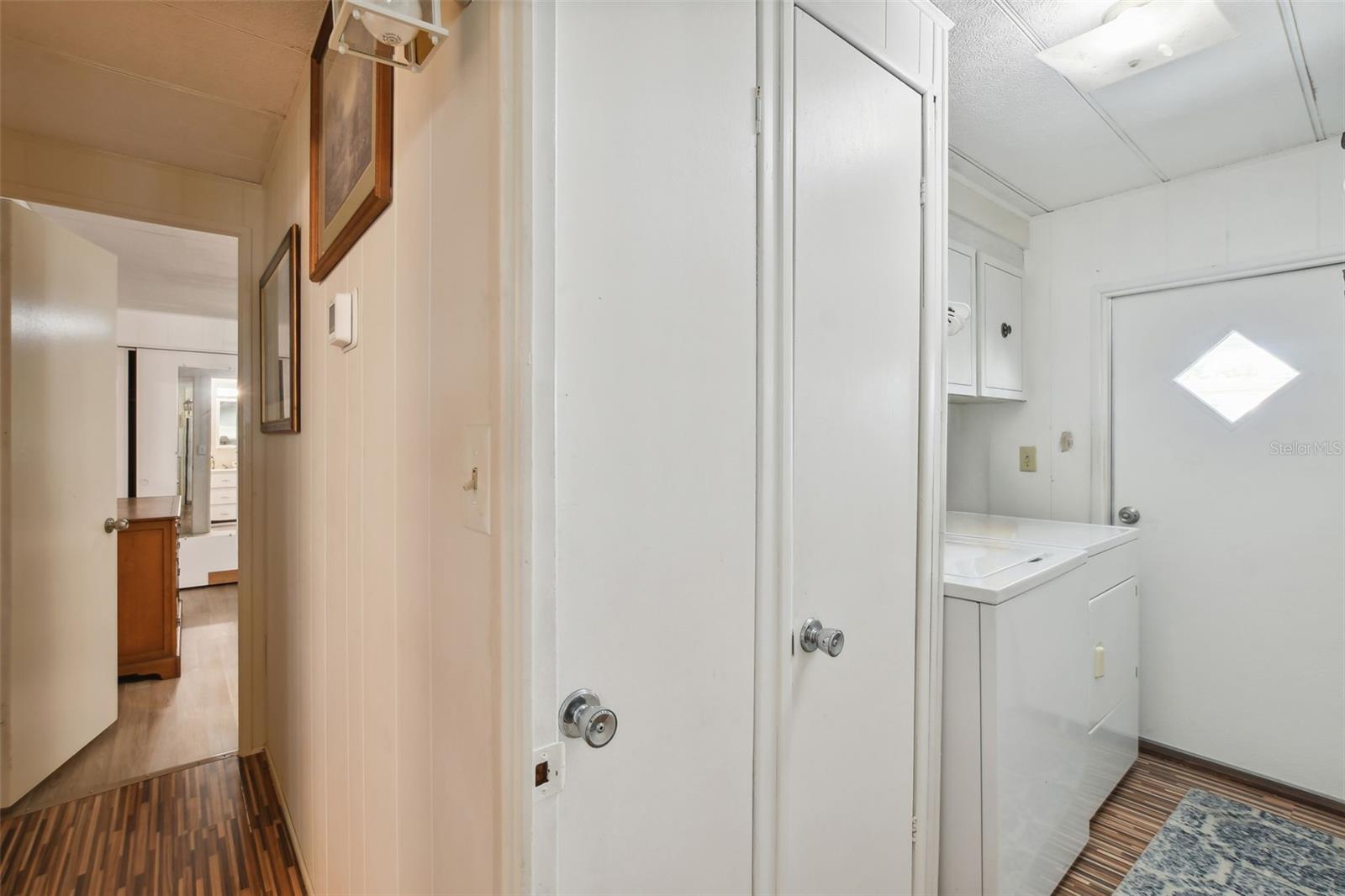 POINTE WEST RESIDENT OWNED COMMUNITY INC - Residential Lease