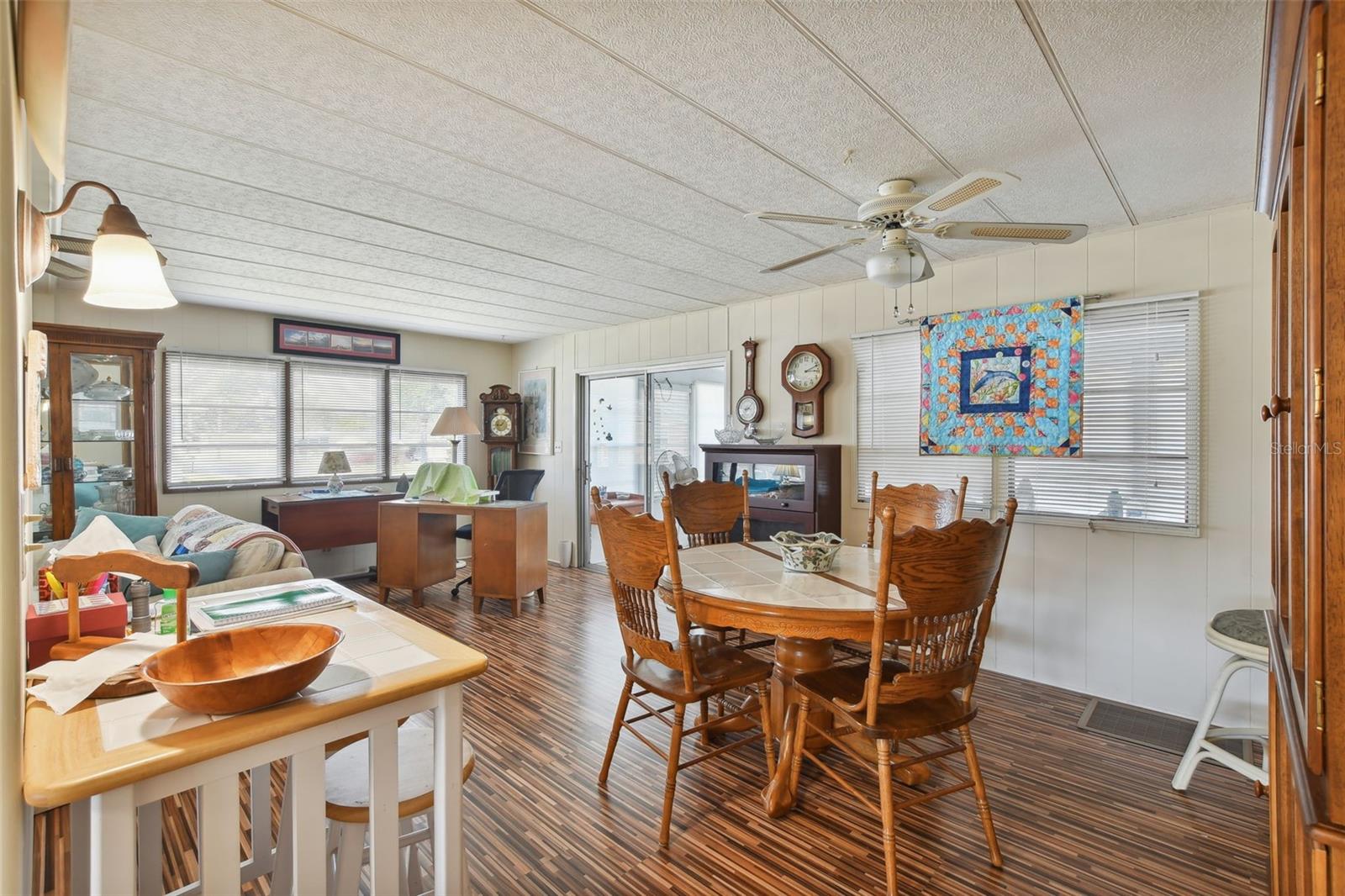 POINTE WEST RESIDENT OWNED COMMUNITY INC - Residential Lease